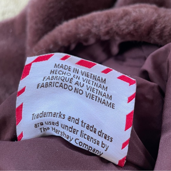 Forever 21 Hershey's Collection Sz S Crop Womens Brown Hoodie furry Sweater - Picture 5 of 5